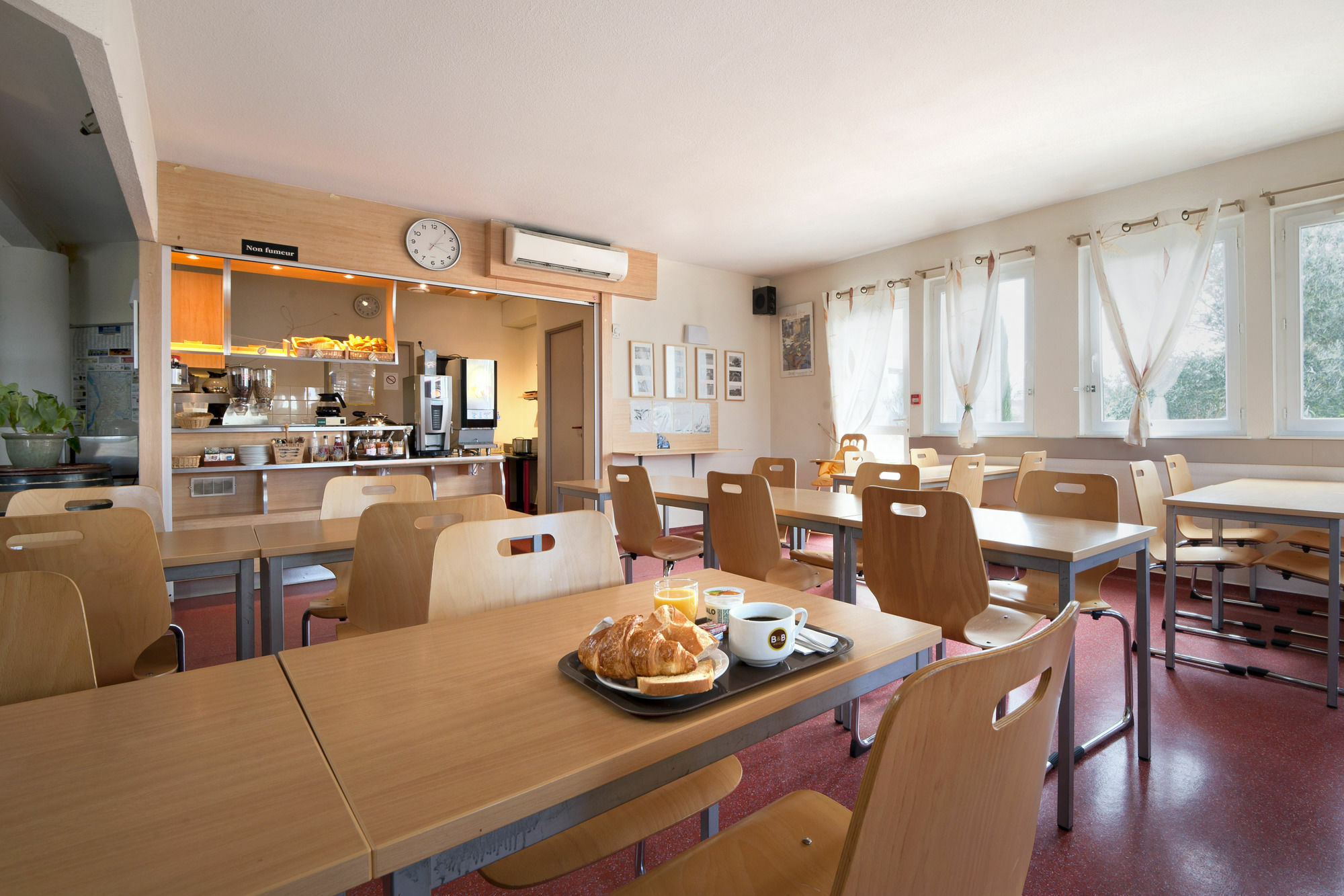 B&B Hotel Valence Sud מראה חיצוני תמונה